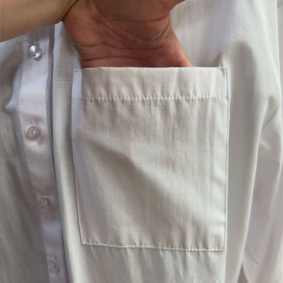 White Button Down Shirt with Classic Collar and 3/4 Sleeves - Picture 4 of 6